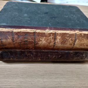 Книги Частина французько-російська і частина російсько - французька 1910 - 1911 рік.